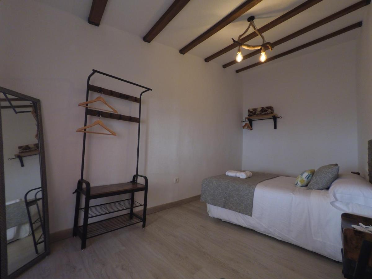 Apartamentos Fuente Nueva II Caces Dış mekan fotoğraf