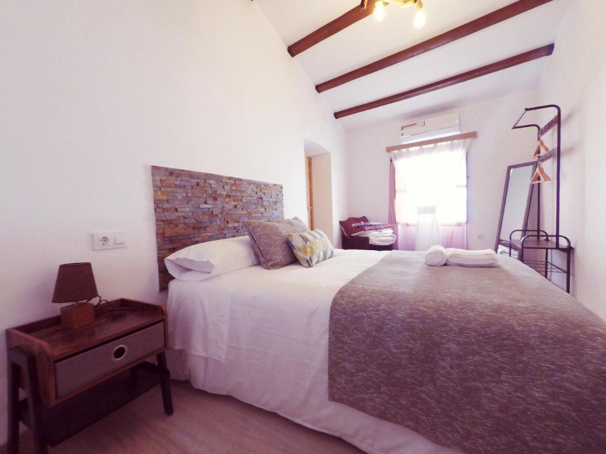 Apartamentos Fuente Nueva II Caces Dış mekan fotoğraf